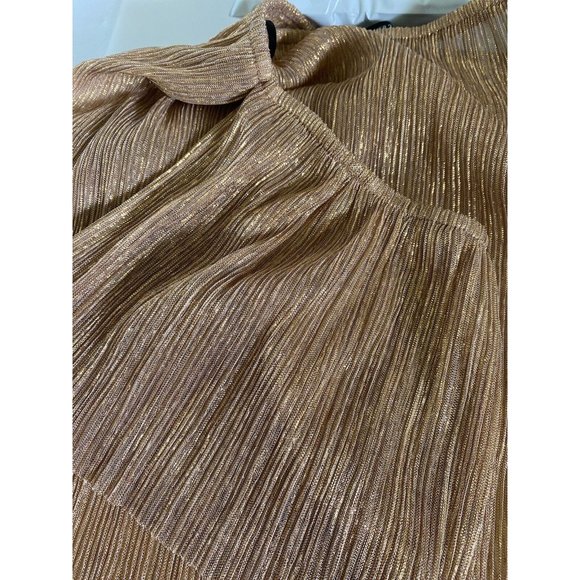 NWOT Forever 21 Rare Shimmery Rose Gold Off Shoulder Glam Disco Top Size Medium - Picture 8 of 12